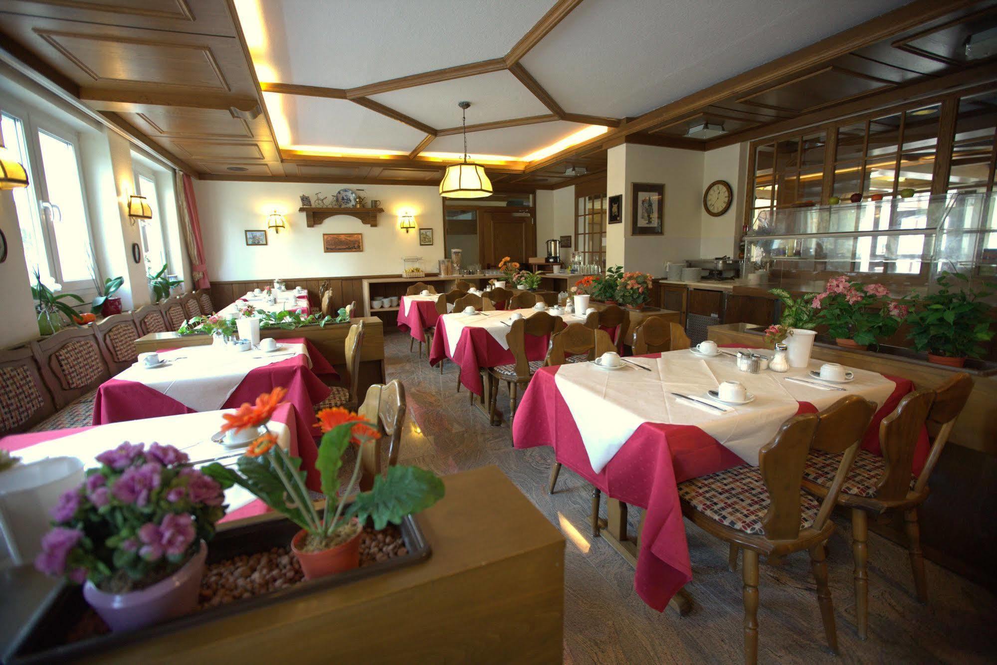 Airport Hotel Walldorf Мёрфэльден-Вальдорф Экстерьер фото